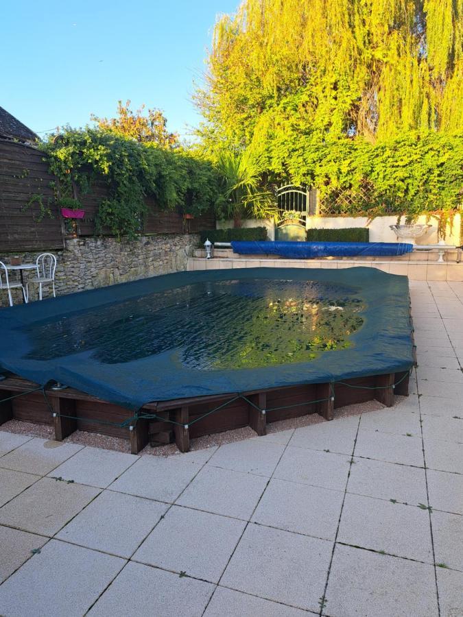 לינה וארוחת בוקר Montigny-la-Resle Chambre D'Hotes Le Val Du Chapelain מראה חיצוני תמונה