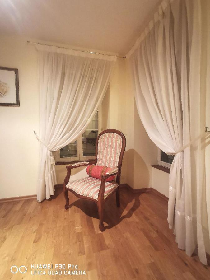 לינה וארוחת בוקר Montigny-la-Resle Chambre D'Hotes Le Val Du Chapelain מראה חיצוני תמונה