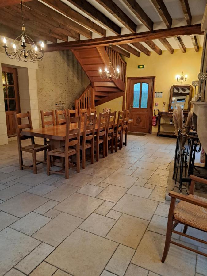 לינה וארוחת בוקר Montigny-la-Resle Chambre D'Hotes Le Val Du Chapelain מראה חיצוני תמונה
