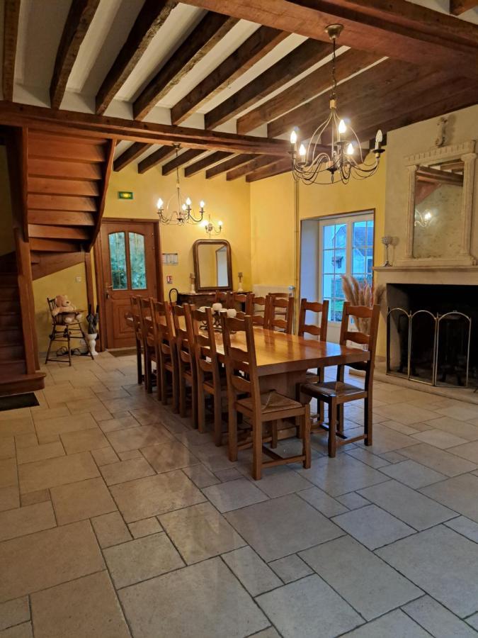 לינה וארוחת בוקר Montigny-la-Resle Chambre D'Hotes Le Val Du Chapelain מראה חיצוני תמונה