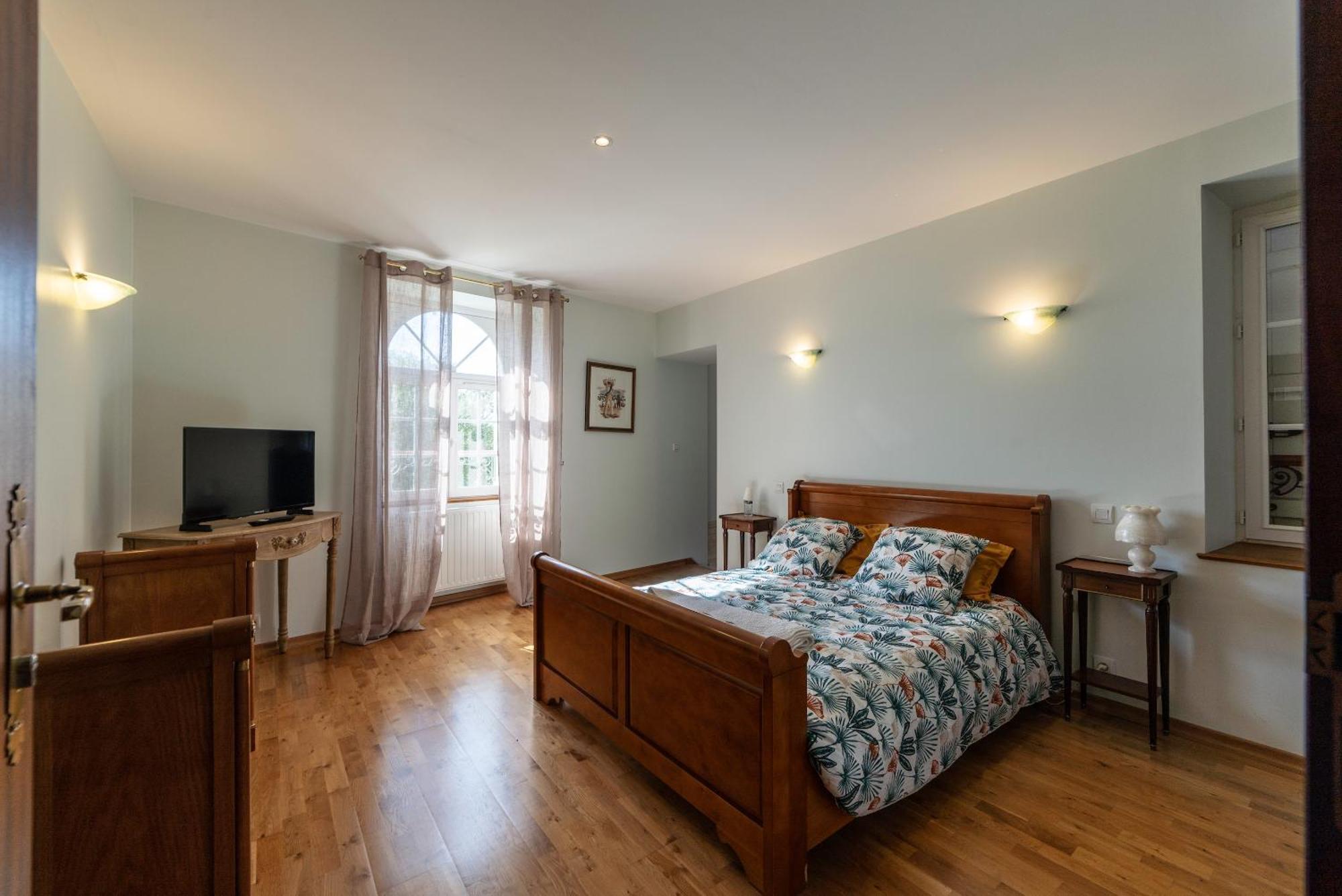 לינה וארוחת בוקר Montigny-la-Resle Chambre D'Hotes Le Val Du Chapelain חדר תמונה