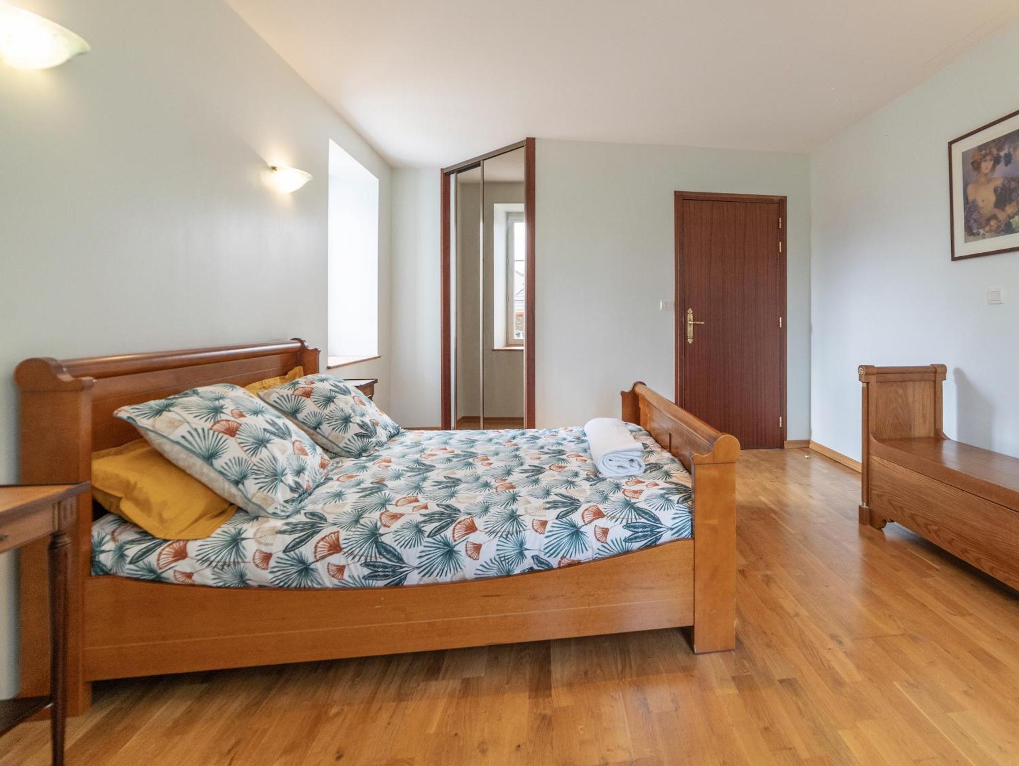 לינה וארוחת בוקר Montigny-la-Resle Chambre D'Hotes Le Val Du Chapelain מראה חיצוני תמונה